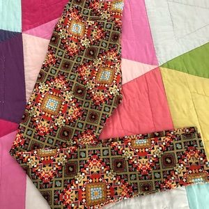 LuLaRoe One Size Leggings